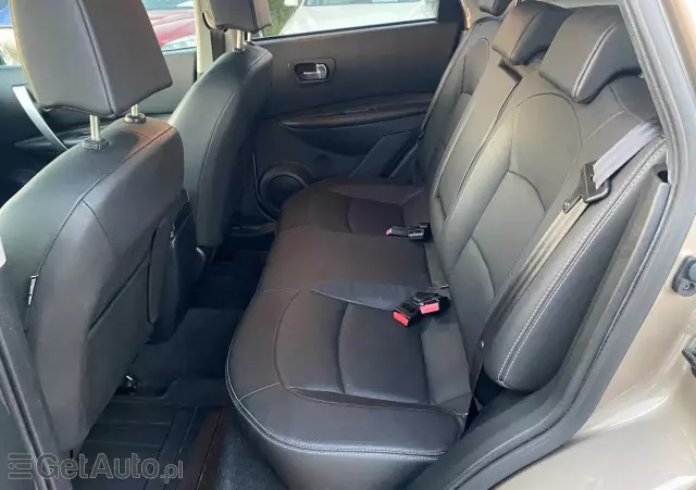 NISSAN Qashqai 2.0 visia