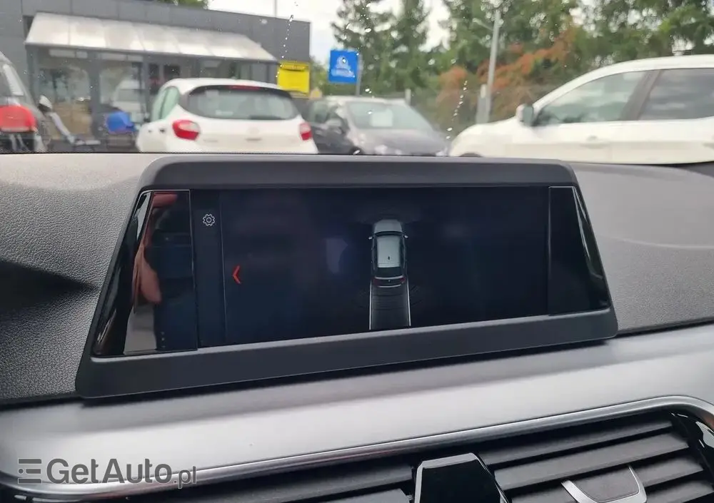 BMW Seria 5 520i Sport Line