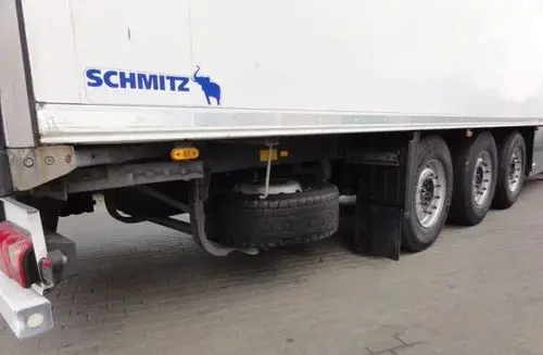 SCHMITZ Sko 24 