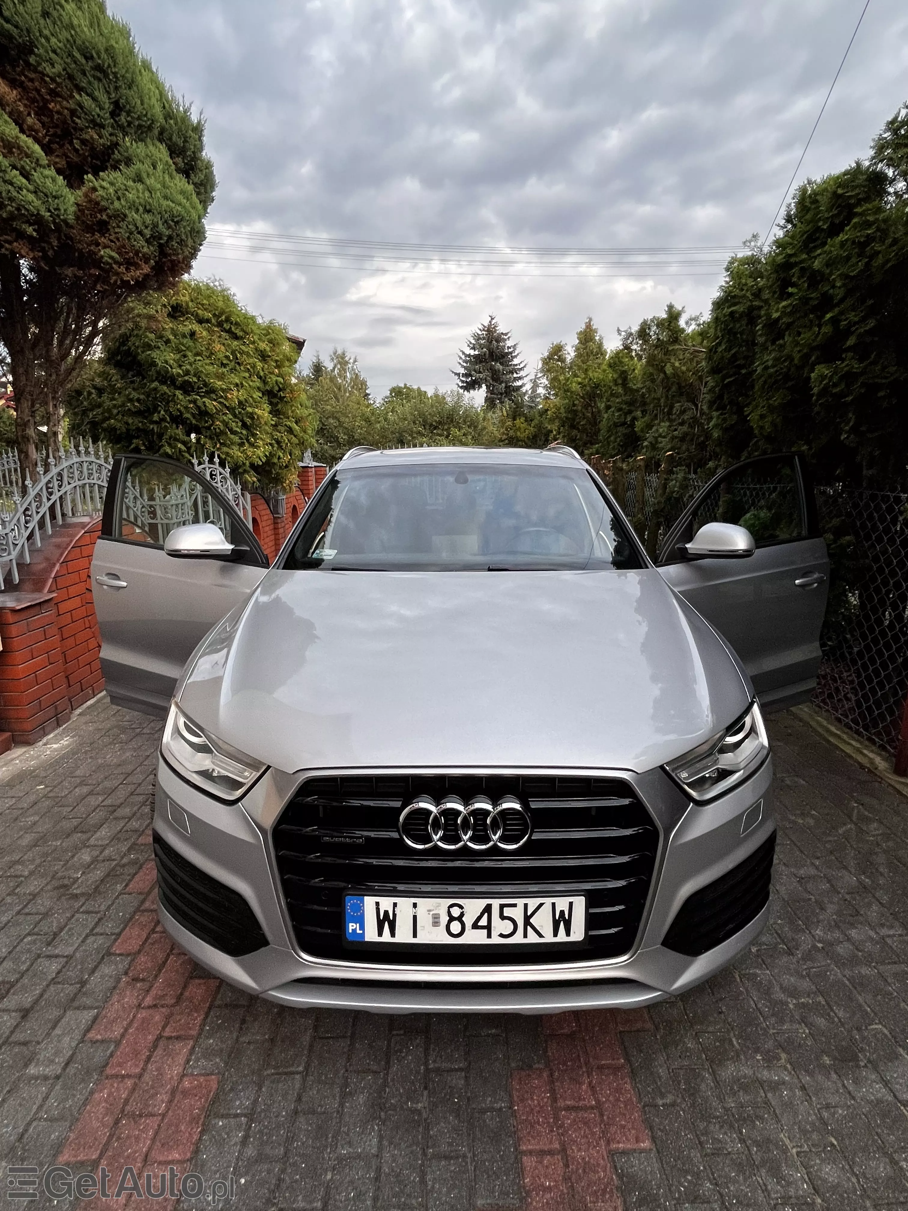 AUDI Q3 