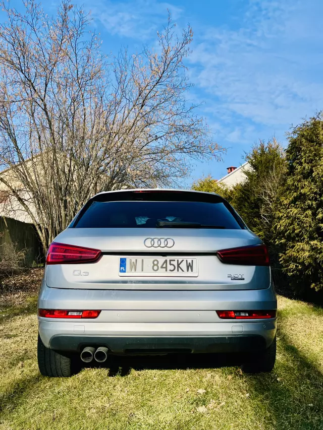 AUDI Q3 