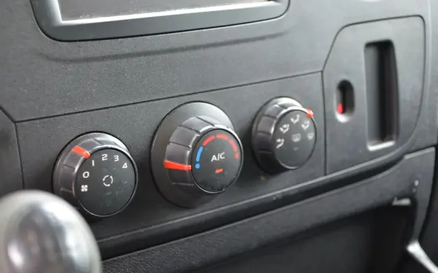 RENAULT Master Kontener Winda 