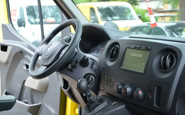 RENAULT Master Kontener Winda 