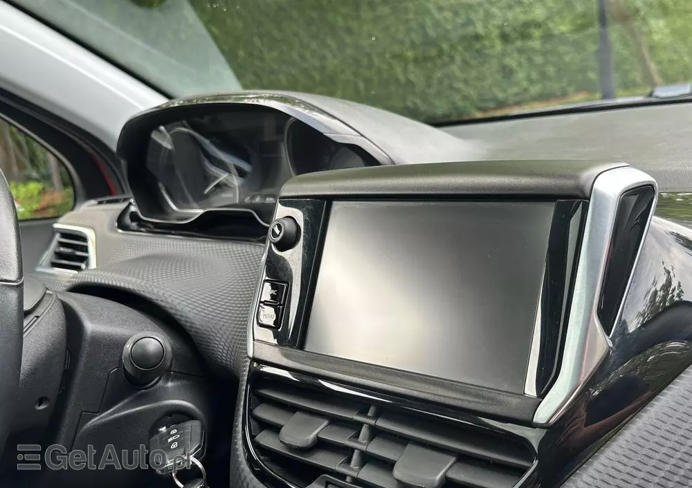 PEUGEOT 2008 1.2 Pure Tech Active S&S