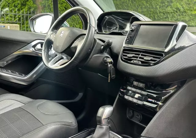 PEUGEOT 2008 1.2 Pure Tech Active S&S