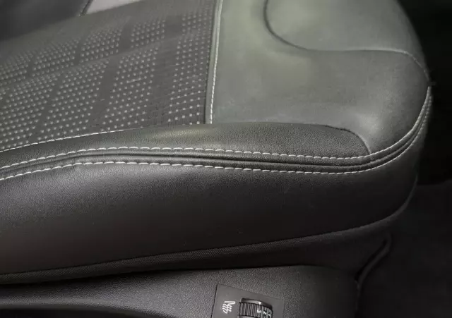 PEUGEOT 2008 1.2 Pure Tech Active S&S