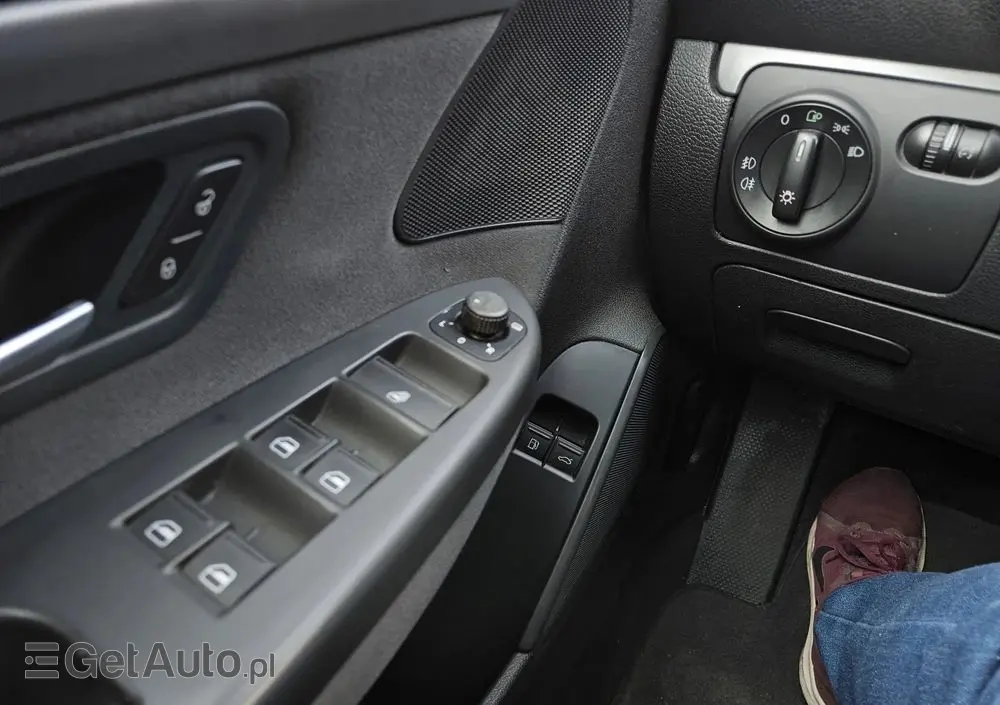 VOLKSWAGEN Eos 2.0 TDI DPF DSG Edition 2008