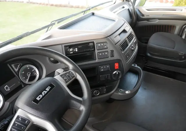 DAF XF 106.480/ Low Deck/Mega 