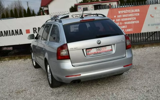 SKODA Octavia 1.8 TSI 4x4 Elegance