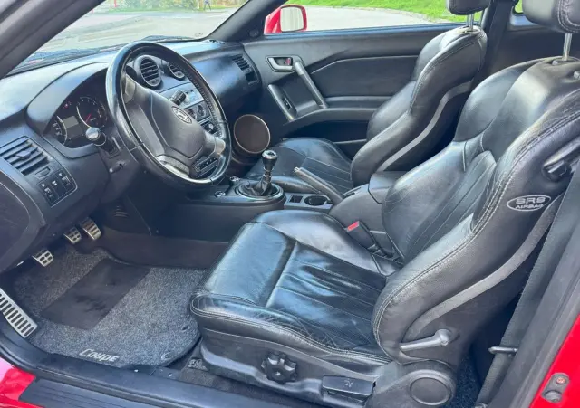 HYUNDAI Coupe 2.7 V6 GLS