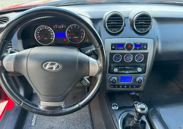 HYUNDAI Coupe 2.7 V6 GLS