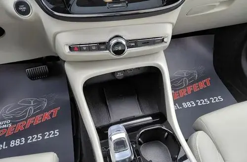 VOLVO Xc 40 