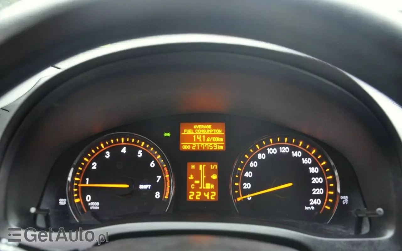 TOYOTA Avensis Combi 1.6 Sol