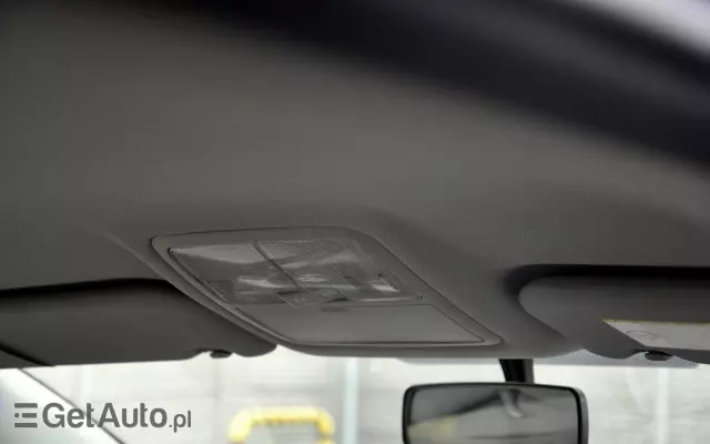 TOYOTA Avensis Combi 1.6 Sol