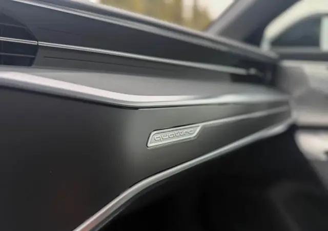 AUDI S6 Avant TDI quattro tiptronic