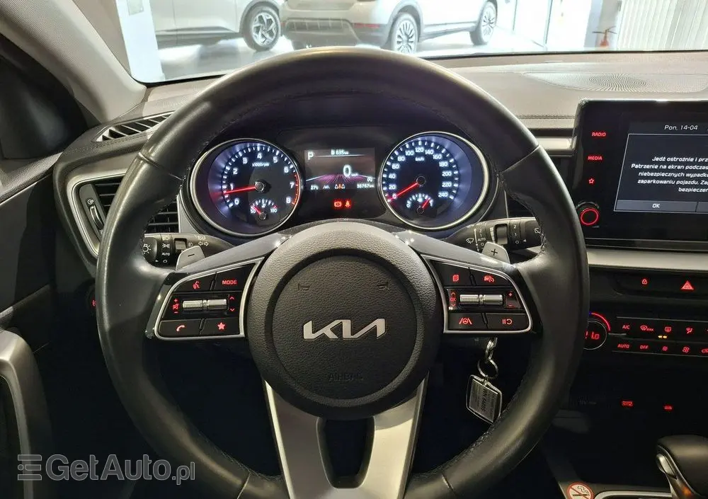 KIA XCeed 1.5 T-GDI M DCT