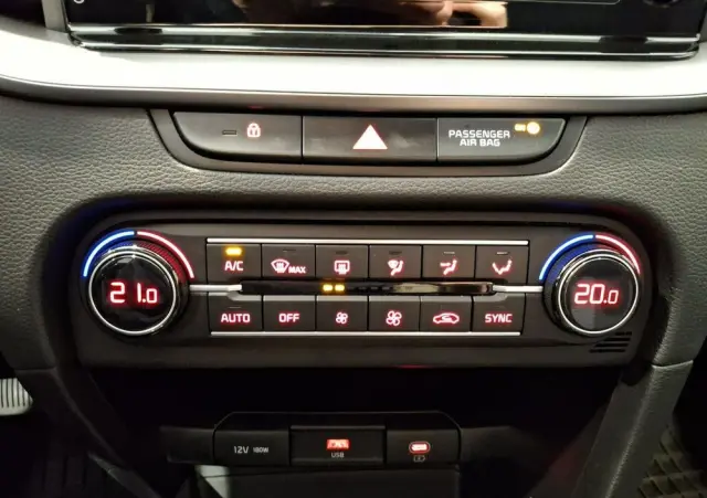 KIA XCeed 1.5 T-GDI M DCT