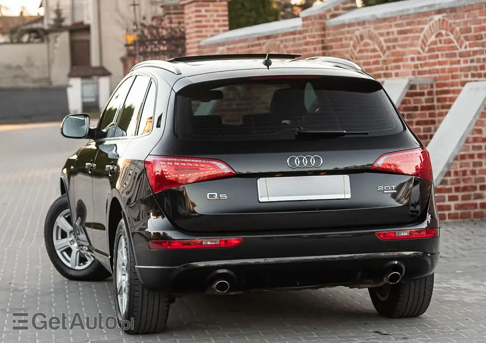AUDI Q5 2.0 TFSI quattro tiptronic