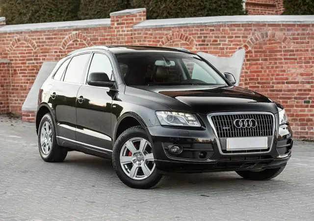 AUDI Q5 2.0 TFSI quattro tiptronic