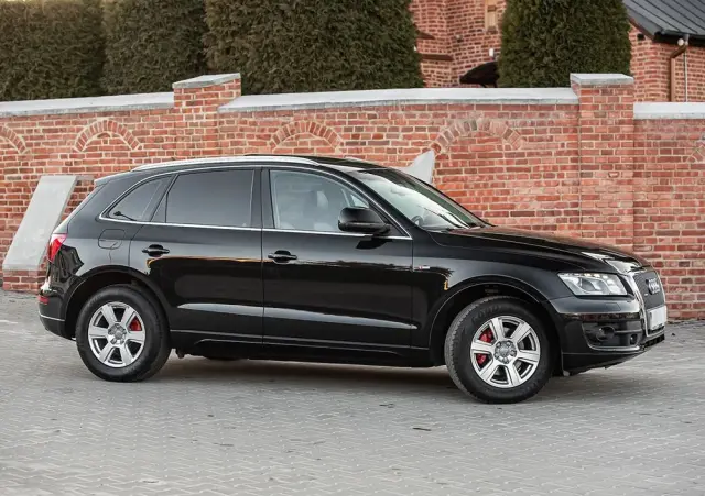 AUDI Q5 2.0 TFSI quattro tiptronic
