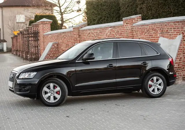 AUDI Q5 2.0 TFSI quattro tiptronic
