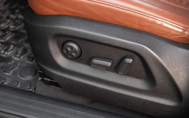 AUDI Q5 2.0 TFSI quattro tiptronic