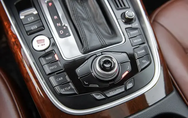 AUDI Q5 2.0 TFSI quattro tiptronic