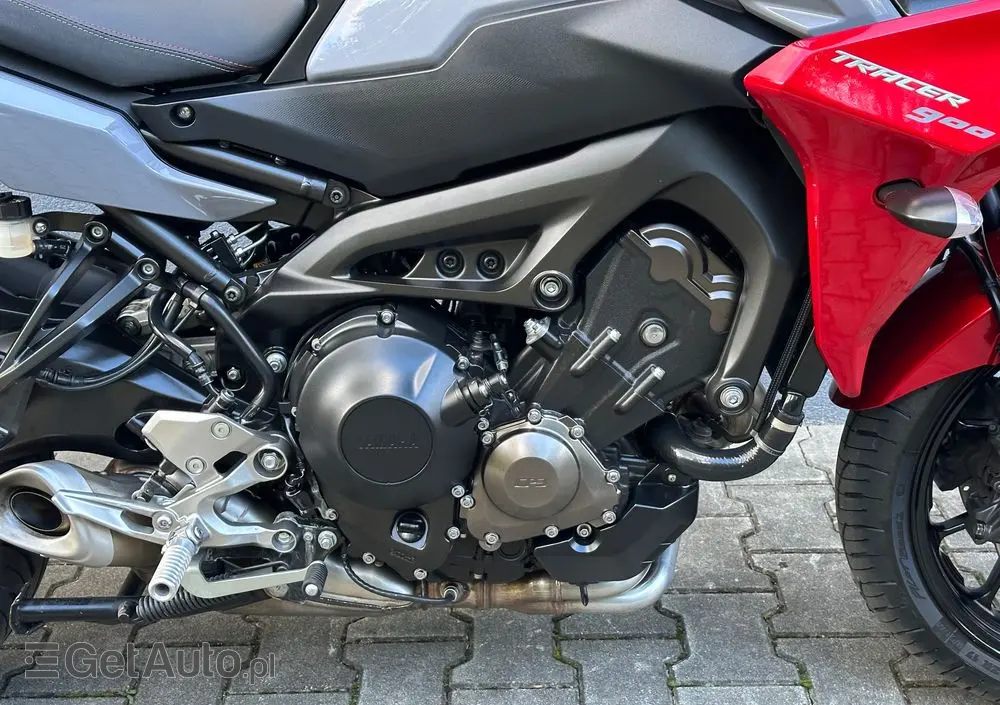 YAMAHA Tracer 