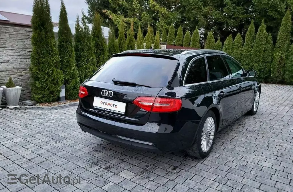 AUDI A4 