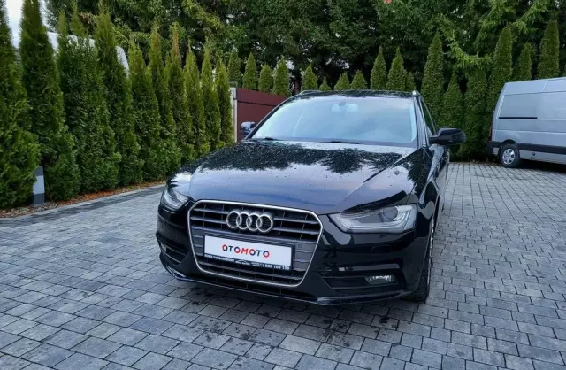 AUDI A4 