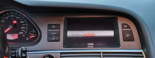 AUDI A6 
