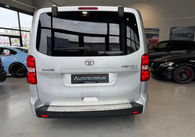 TOYOTA ProAce D-4D Long 3,0t Mobilny Life
