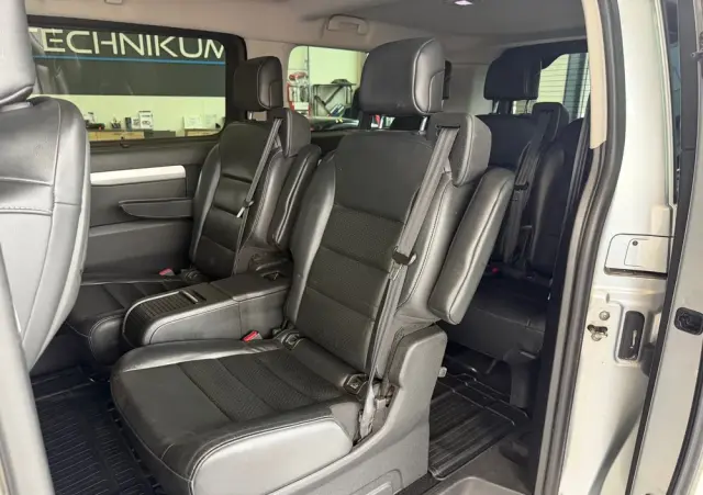 TOYOTA ProAce D-4D Long 3,0t Mobilny Life