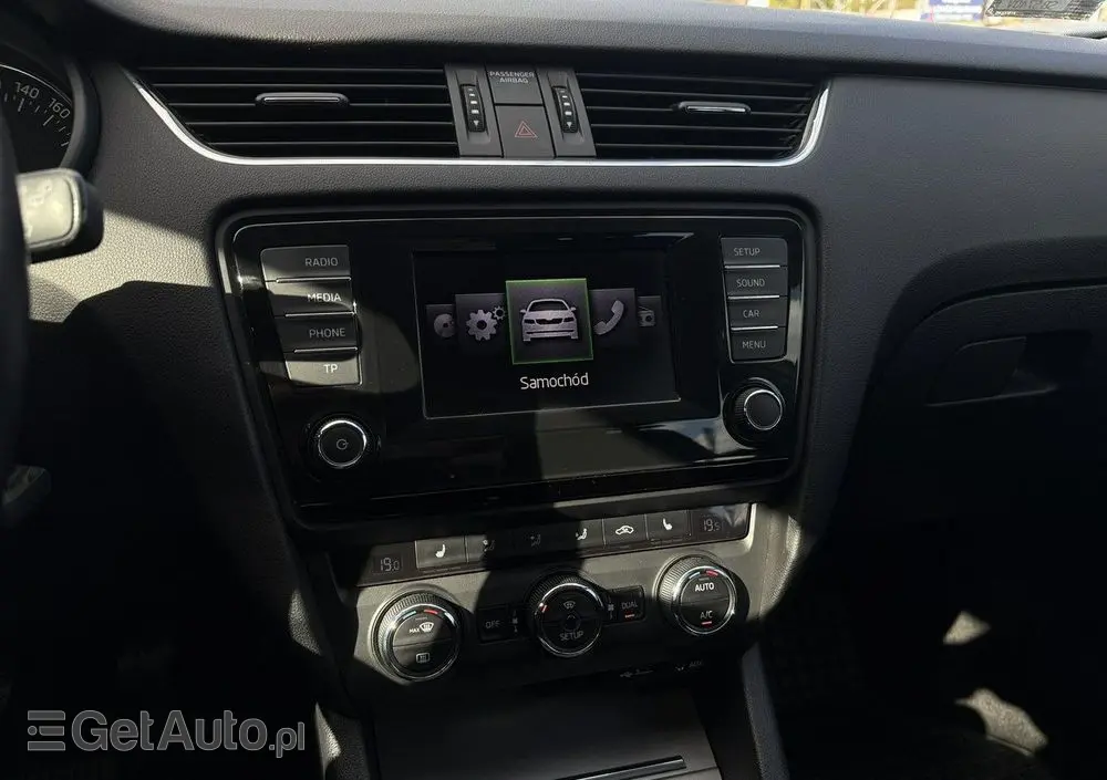 SKODA Octavia 1.6 TDI Elegance