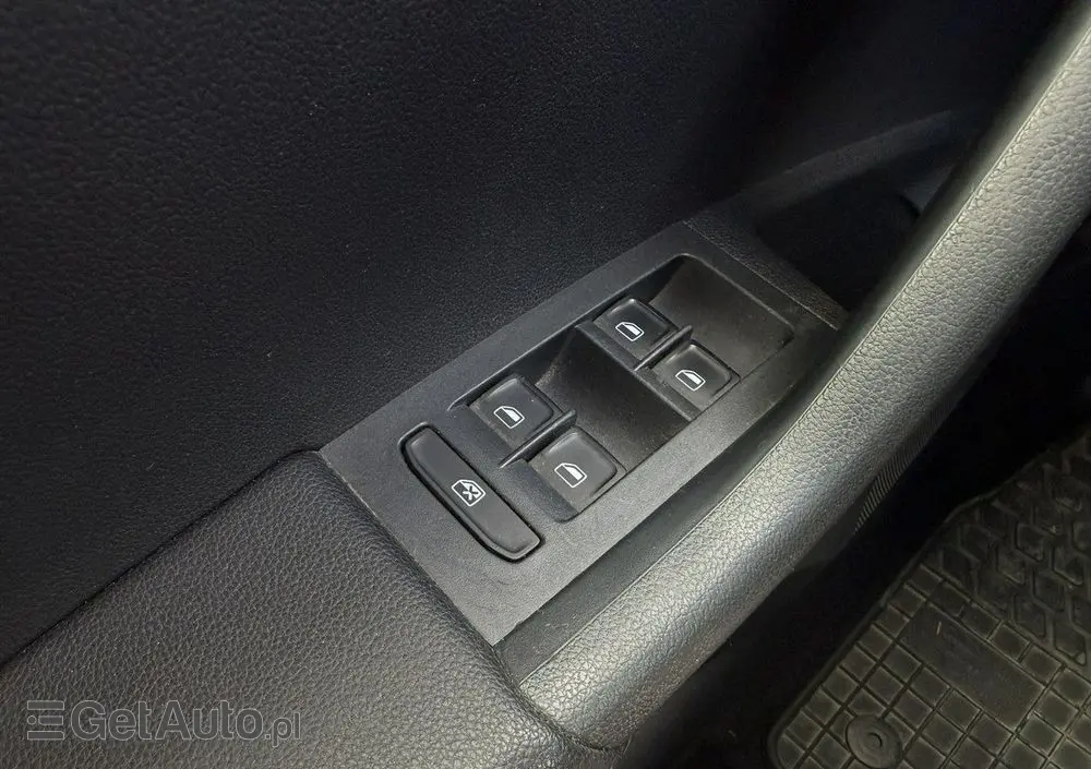 SKODA Octavia 1.6 TDI Elegance