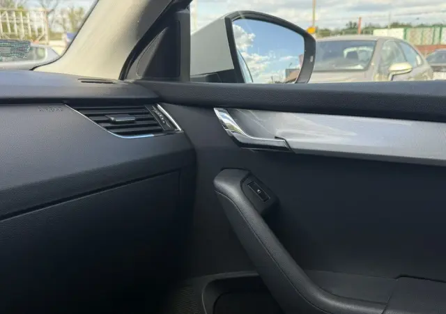 SKODA Octavia 1.6 TDI Elegance