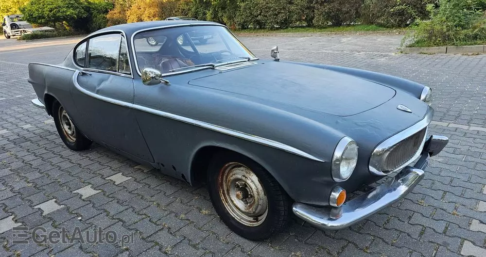 VOLVO P1800 
