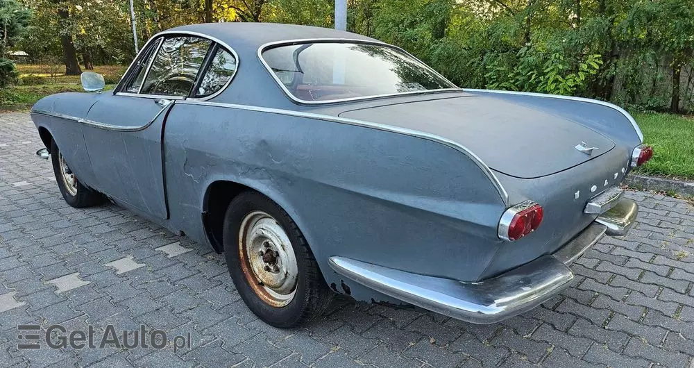 VOLVO P1800 