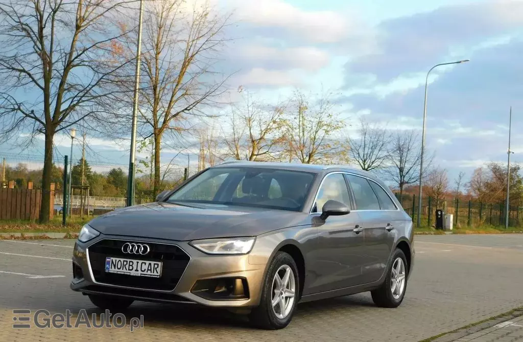 AUDI A4 