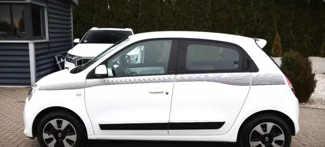 RENAULT Twingo 