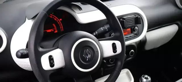 RENAULT Twingo 