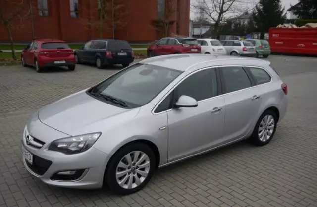 OPEL Astra 