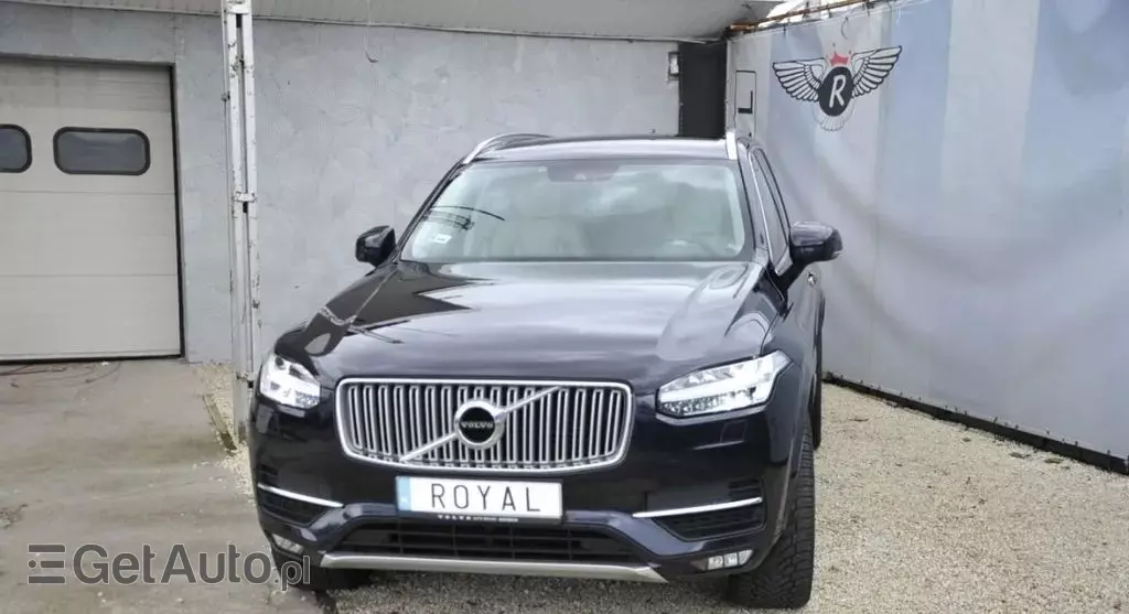 VOLVO XC90 