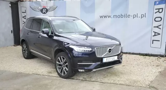 VOLVO XC90 