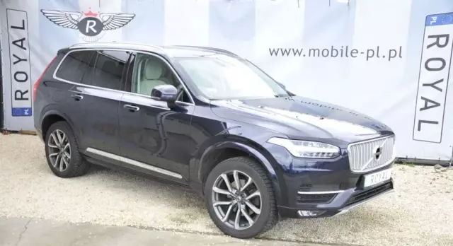 VOLVO XC90 