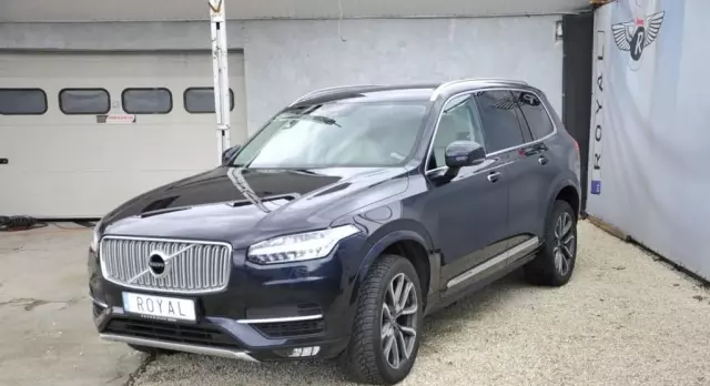 VOLVO XC90 