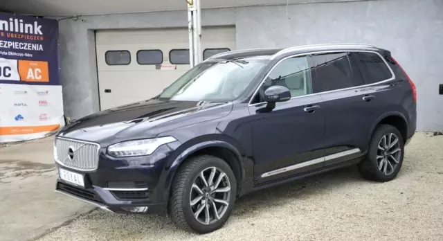 VOLVO XC90 