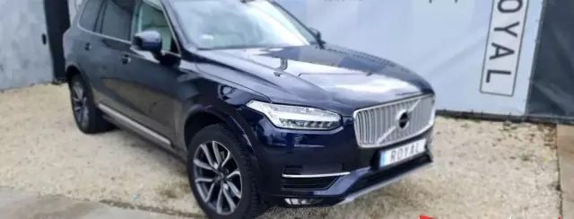 VOLVO XC90 