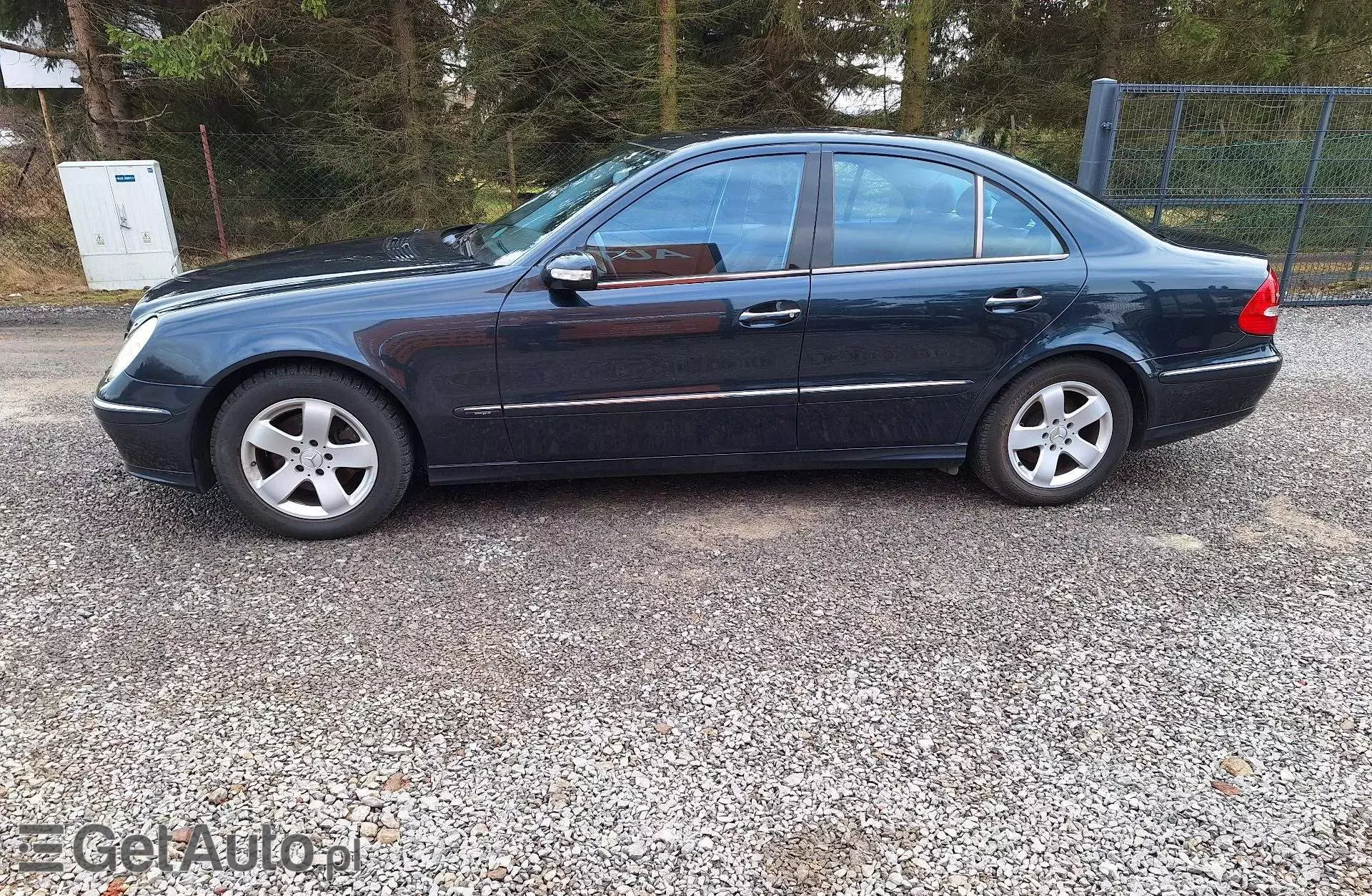 MERCEDES-BENZ Klasa E E 270 CDI (177 KM)