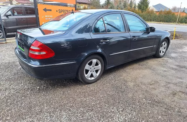 MERCEDES-BENZ Klasa E E 270 CDI (177 KM)